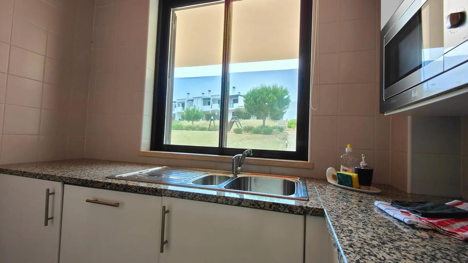 Апартаменты Apartamento Com Terracos Privativos Em Resort De Luxo Алвор